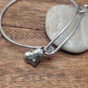 B3115 made with love victorian heart charm bracelet
